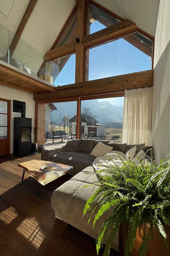 👀 Fenster | Türen | Sonderbau HUBER - Spezialist für qualitativen Holzbau